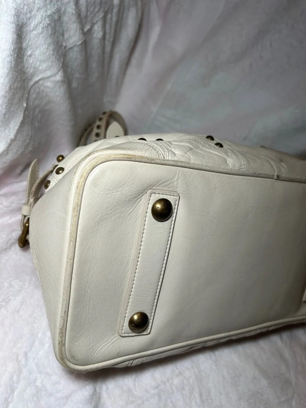 394. Louis Vuitton Lambskin Ivory Riveting Bag, limited edition w/COA